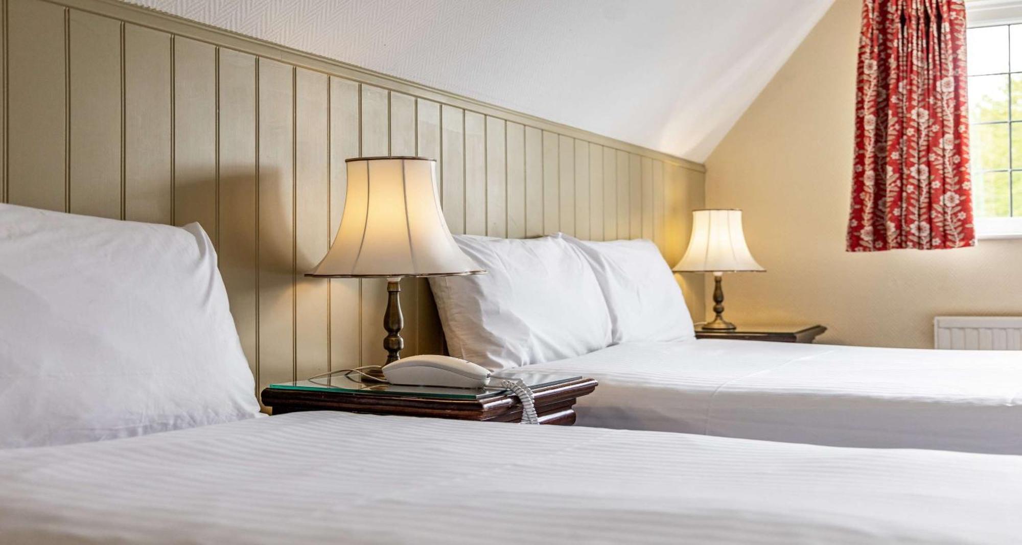 Family Room Double Single Beds Non-Smoking