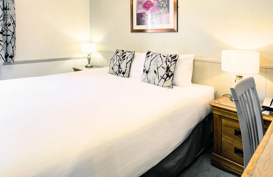 Best Western The Webbington Hotel & Spa-1